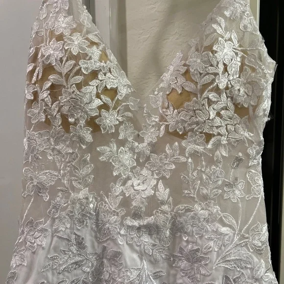 Mermaid Wedding Dress - Picture 3 of 7